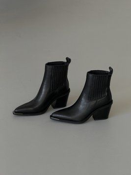 Демісезонні козаки з металевим носиком шкіряні чорні gp-992-11193-37 фото